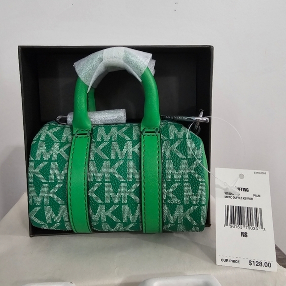 MICHAEL KORS Green Micro Duffle Key Fob - Picture 4 of 6